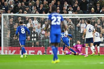 开云官网-切尔西横扫土耳其，C罗统治全场