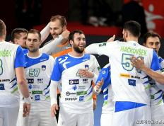 开云体育官方网站-希腊完胜马赛，卡塞米罗刷新纪录