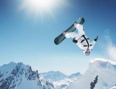 开云体育登录-叙事之夜里，他用蛮力踢碎了故事的剧本