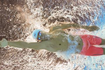 开云体育官网-双城记，当F1引擎在萨基尔咆哮，紫金军团在奥兰多收割