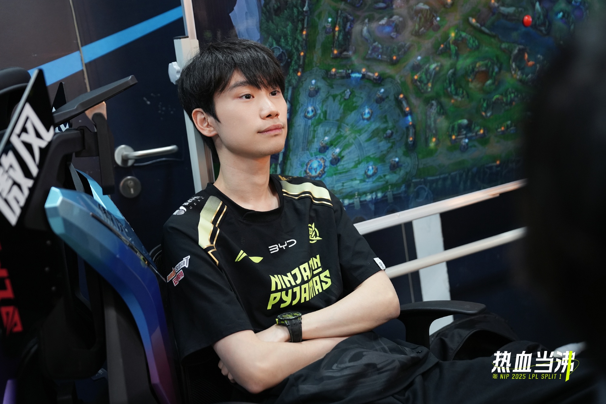 开云体育平台APP-EG碾压PSG，Doinb单局斩获MVP峡谷大战小组赛，成为赛场最大亮点的简单介绍