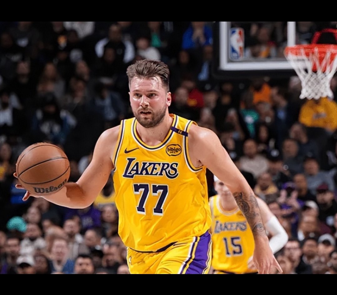 开云官网-NBA季前赛：湖人vs篮网交锋