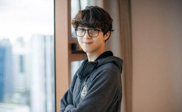 开云APP-TSM力克FPX，Hanssama极限生还后反打激烈交锋小组赛，引爆全场热议的简单介绍