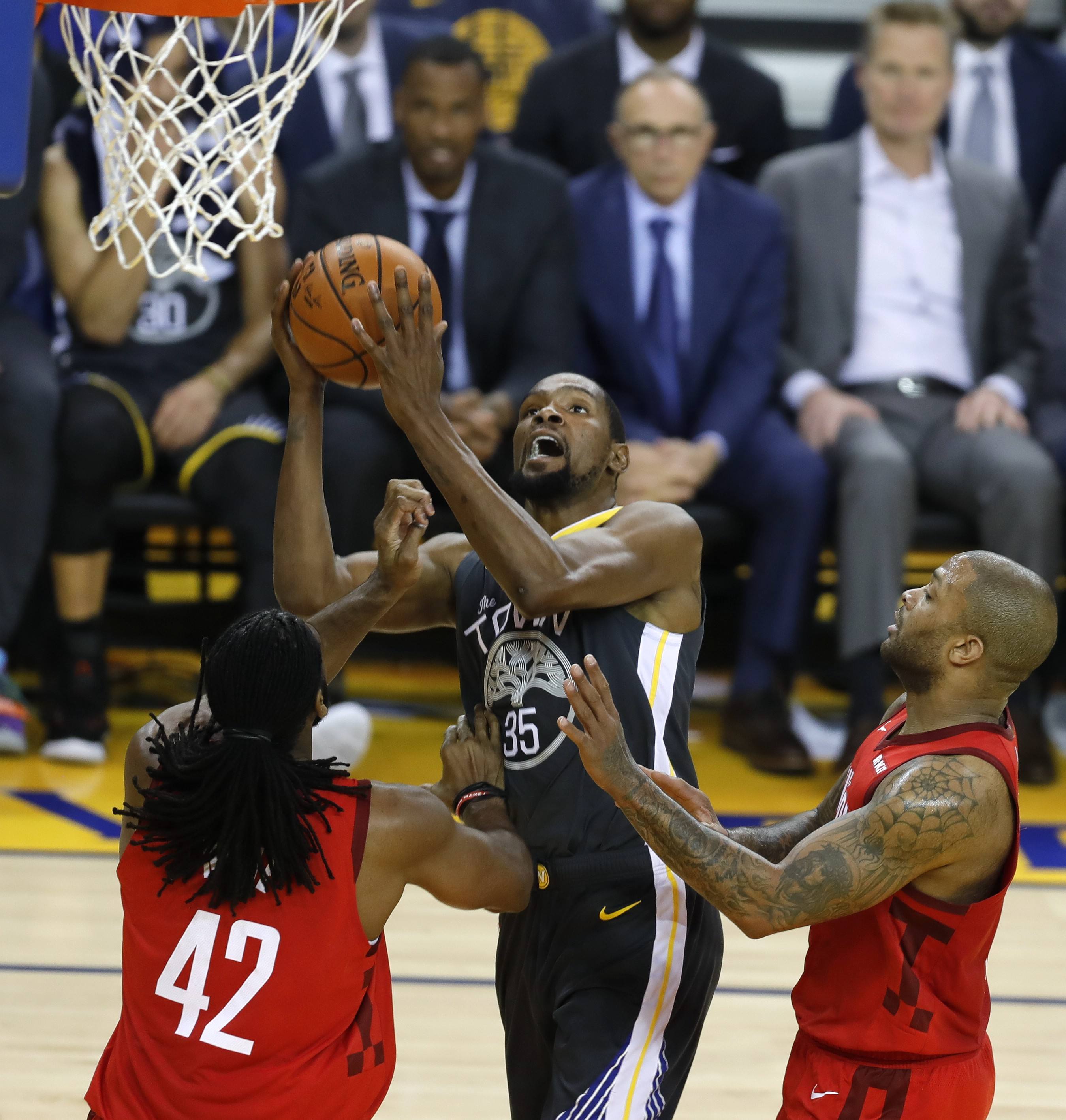 开云体育APP下载-比拉雷阿尔负于对手，遭遇防守困难