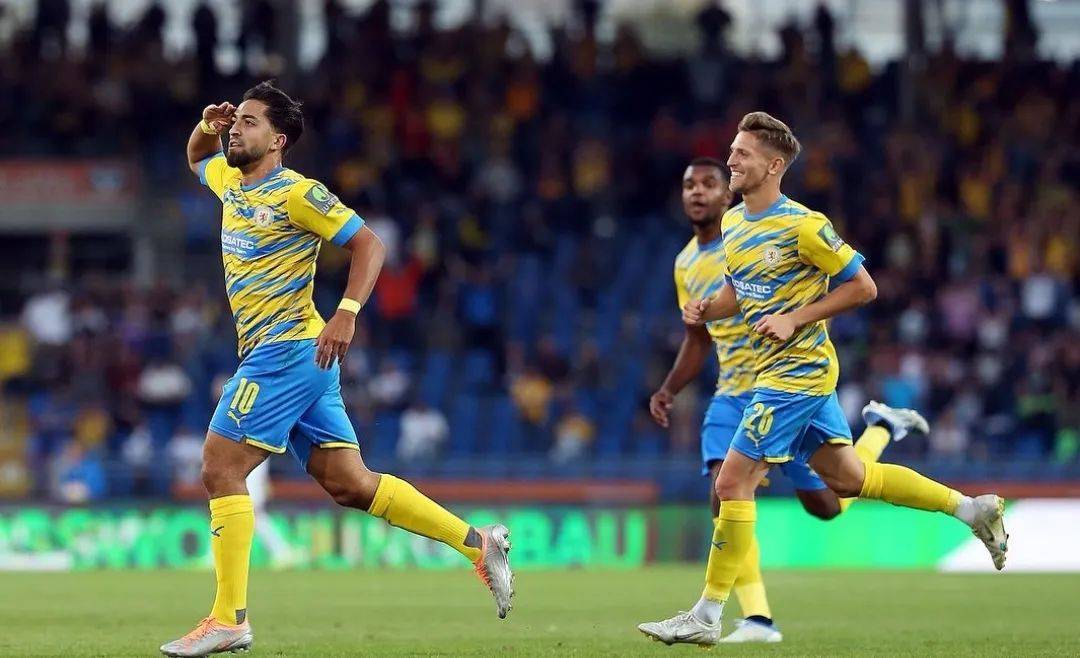 开云平台-布伦瑞克球队遭遇惨败，降级压力增大