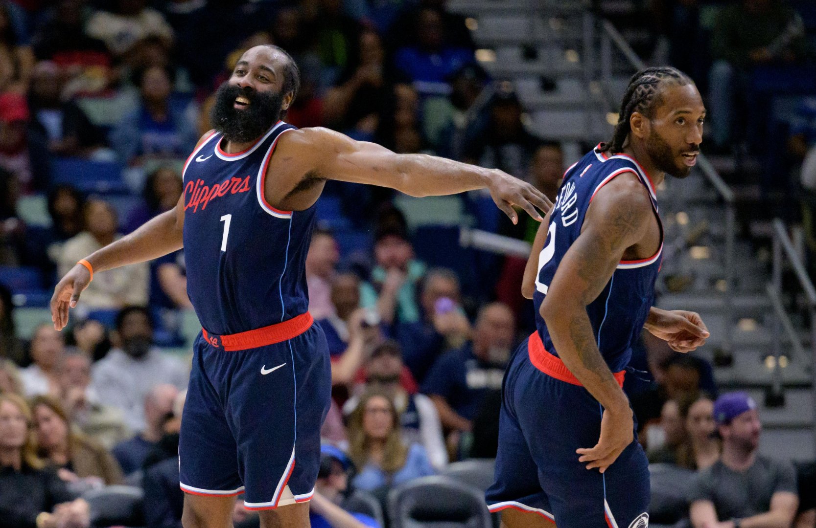 开云体育-快船完胜天津队，米切尔点燃赛场