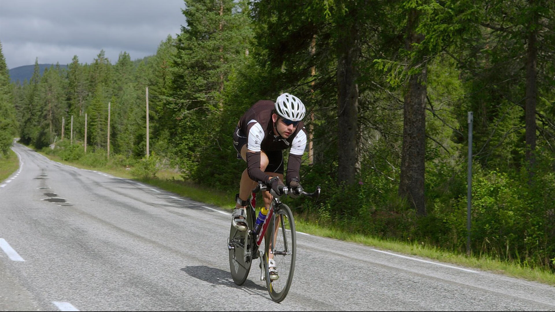 开云官网-亚洲壁垒与黑珍珠的尖刀，卡瓦哈尔三分钟焚尽澳大利亚的玫瑰园之夜